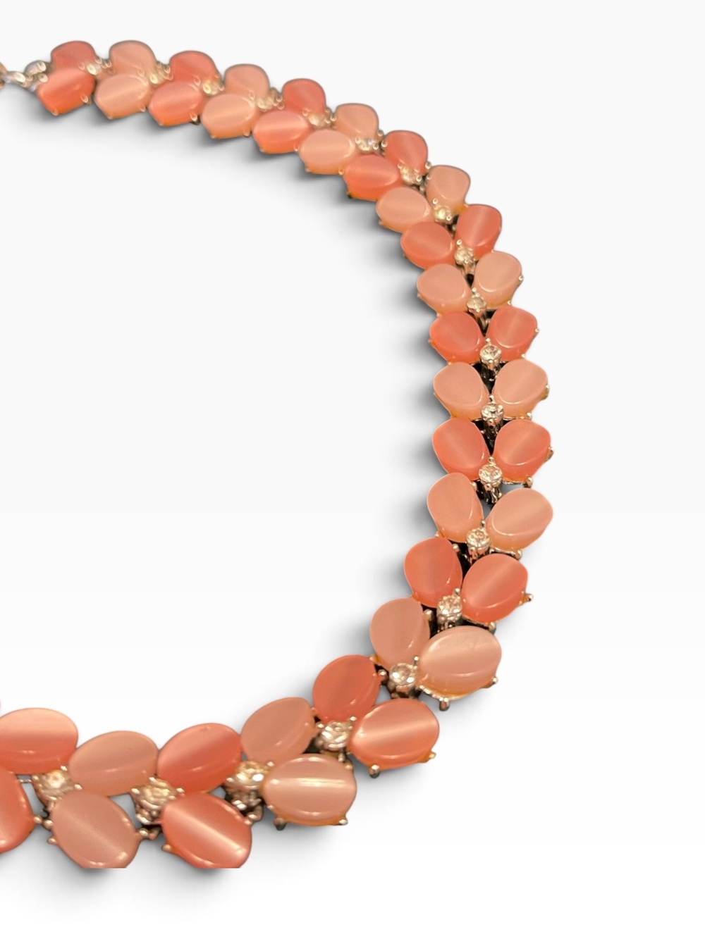 1950’s Lisner Demi-Parure Shades of Pink Moonglow Rhinestone Necklace & Earrings - Picture 5 of 8